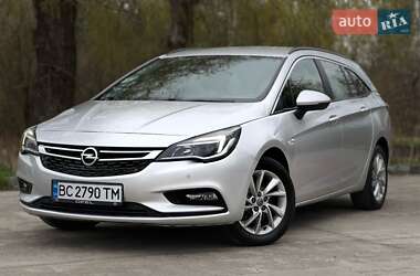 Универсал Opel Astra 2019 в Дрогобыче