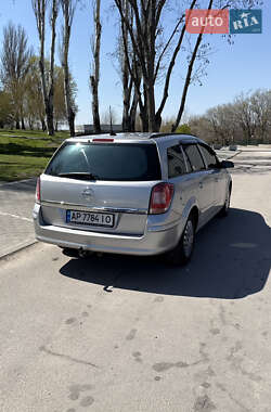 Универсал Opel Astra 2009 в 