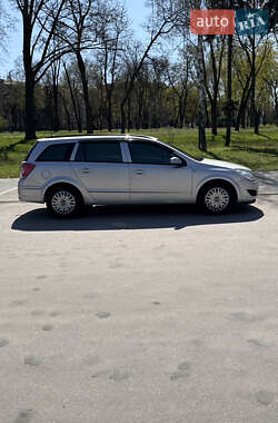 Универсал Opel Astra 2009 в 