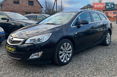 Універсал Opel Astra 2011 в 