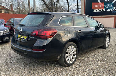 Універсал Opel Astra 2011 в 