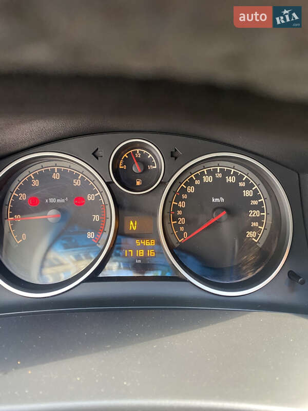 Хэтчбек Opel Astra 2009 в Днепре