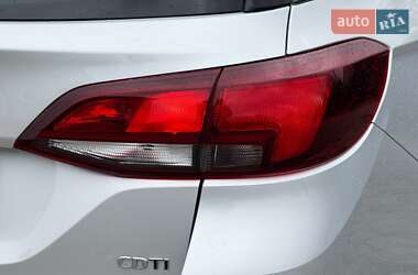 Универсал Opel Astra 2018 в 