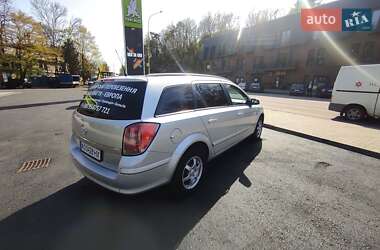 Універсал Opel Astra 2004 в 