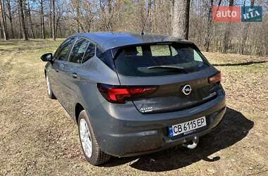 Хэтчбек Opel Astra 2016 в 
