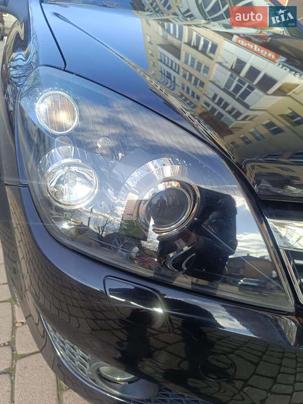 Универсал Opel Astra 2008 в Ивано-Франковске
