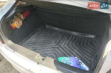 Хетчбек Opel Astra 2003 в 
