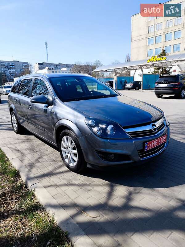 Универсал Opel Astra 2007 в 