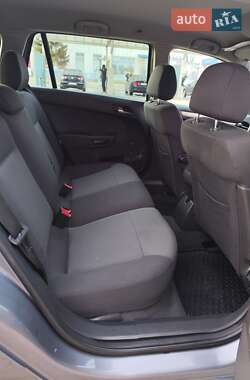 Универсал Opel Astra 2007 в 