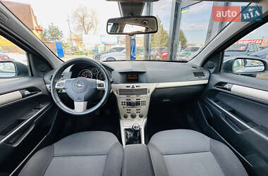 Универсал Opel Astra 2007 в 
