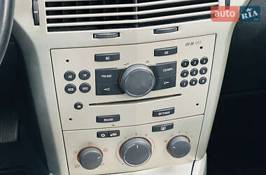 Универсал Opel Astra 2007 в 