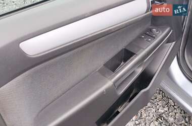 Универсал Opel Astra 2005 в 