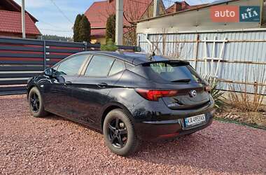 Хэтчбек Opel Astra 2018 в 