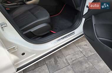 Универсал Opel Astra 2012 в 