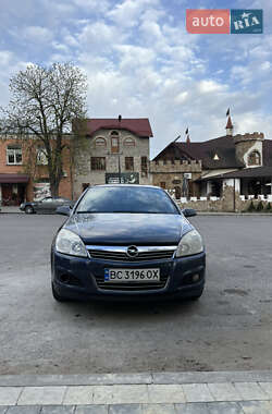Хетчбек Opel Astra 2007 в 