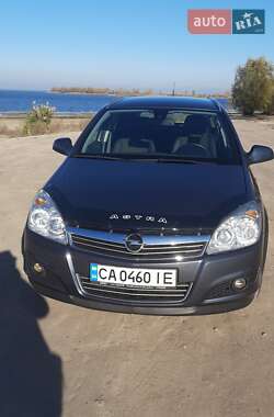 Универсал Opel Astra 2009 в 
