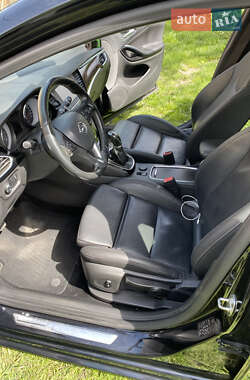 Универсал Opel Astra 2016 в Звягеле