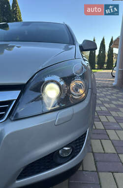 Универсал Opel Astra 2009 в 