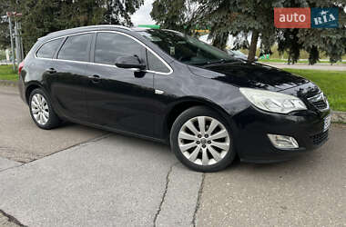 Универсал Opel Astra 2011 в 