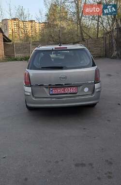 Универсал Opel Astra 2005 в 