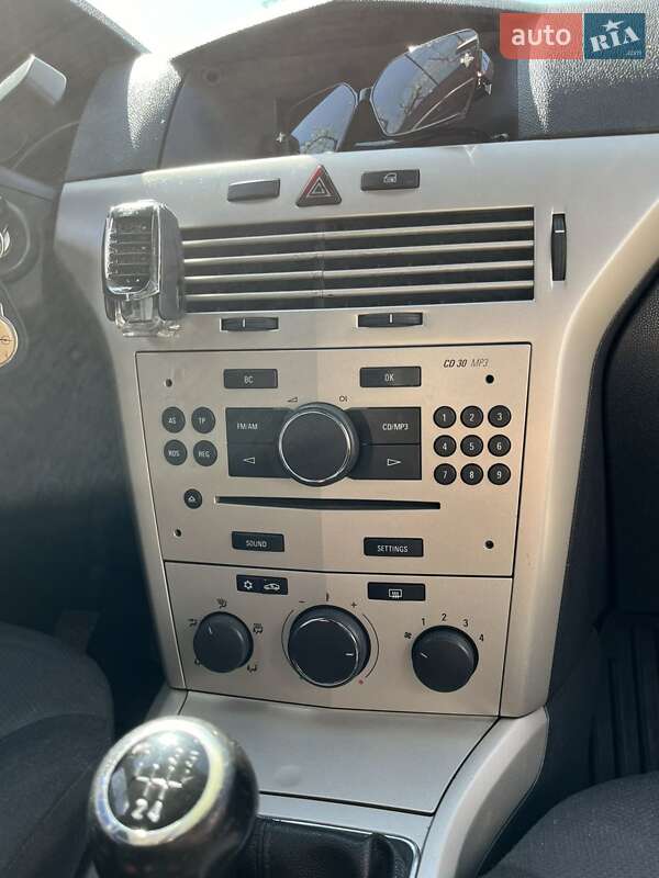 Универсал Opel Astra 2008 в Самборе фото 10 Универсал Opel Astra 2008 в Самборе