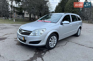 Универсал Opel Astra 2009 в 