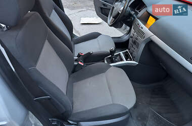 Универсал Opel Astra 2009 в 