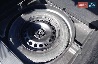 Универсал Opel Astra 2012 в 