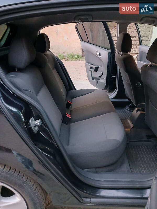 Хетчбек Opel Astra 2013 в Одесі