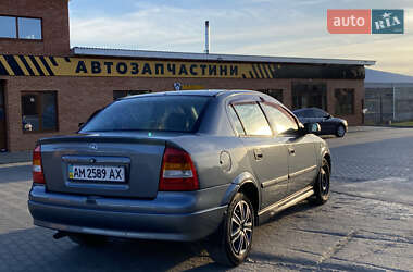 Седан Opel Astra 2008 в 