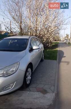 Универсал Opel Astra 2011 в Летичеве