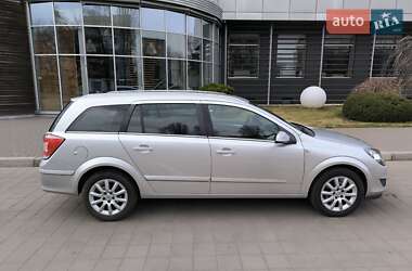 Универсал Opel Astra 2008 в 