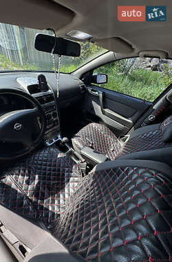Седан Opel Astra 2008 в 