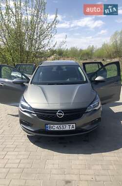 Универсал Opel Astra 2019 в 
