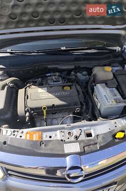 Универсал Opel Astra 2008 в 