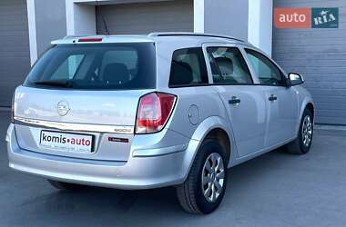 Универсал Opel Astra 2009 в 