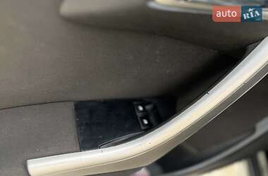 Универсал Opel Astra 2011 в 