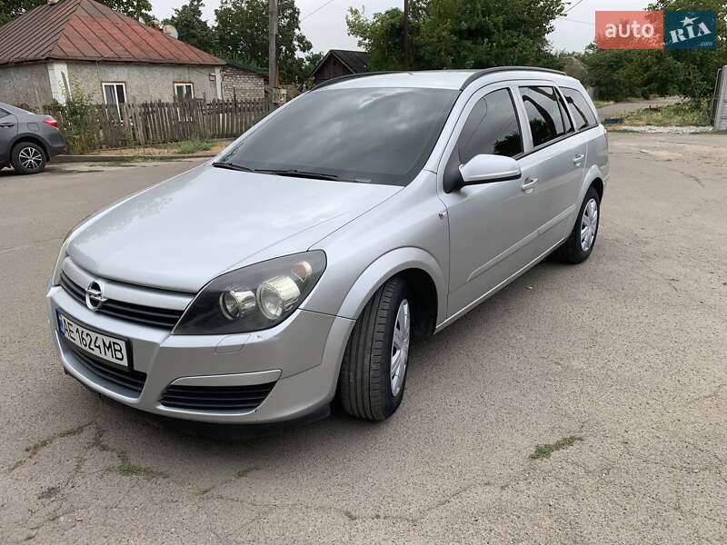 Универсал Opel Astra 2005 в 