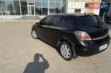 Хэтчбек Opel Astra 2008 в 