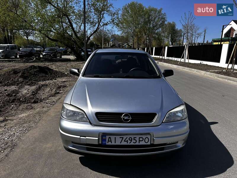 Opel Astra 2006