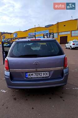 Универсал Opel Astra 2006 в 