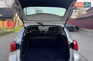 Универсал Opel Astra 2012 в 