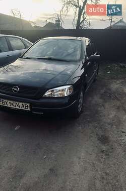 Седан Opel Astra 2006 в 