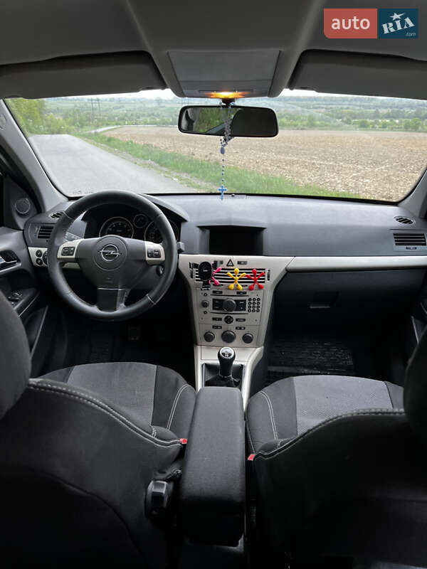 Универсал Opel Astra 2008 в Пустомытах