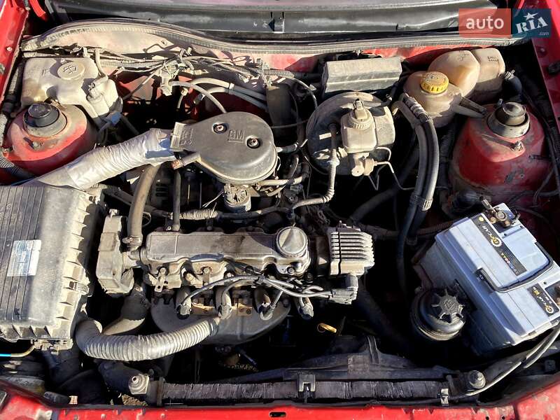 Хэтчбек Opel Astra 1996 в Самборе