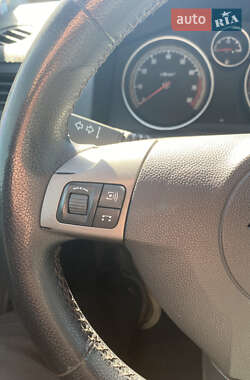 Хэтчбек Opel Astra 2006 в 