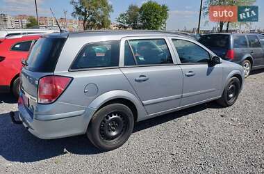Универсал Opel Astra 2005 в 