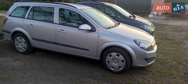 Универсал Opel Astra 2009 в Житомире фото 5 Универсал Opel Astra 2009 в Житомире