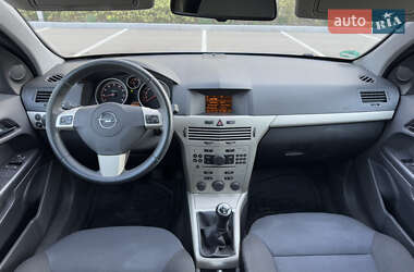 Универсал Opel Astra 2008 в 
