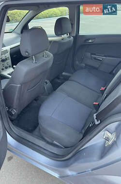 Универсал Opel Astra 2008 в 